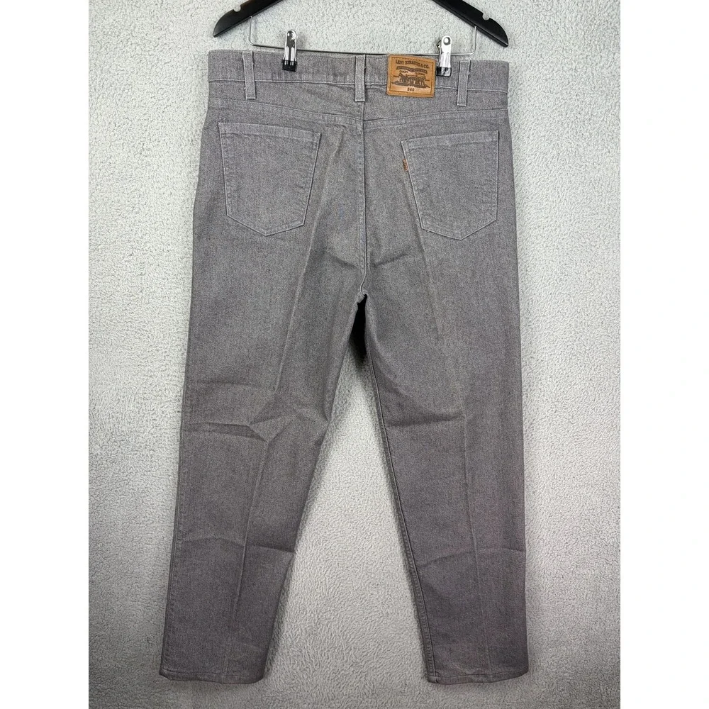 VTG Levis 540 Signature Jeans Mens 37x31 Gray Relaxed Fit Tapered Denim Made USA